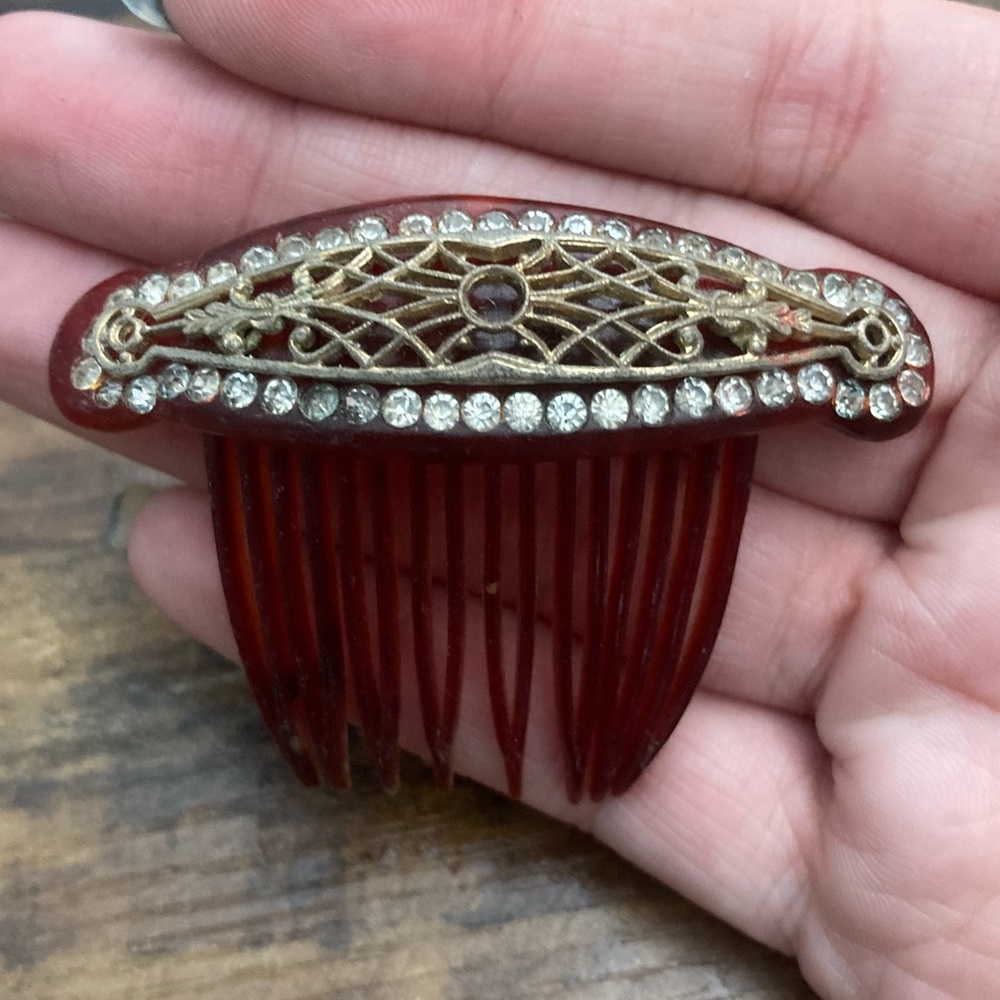 Vintage 1930s Art Deco Celluloid Tortoise Shell Colored Hair Comb
